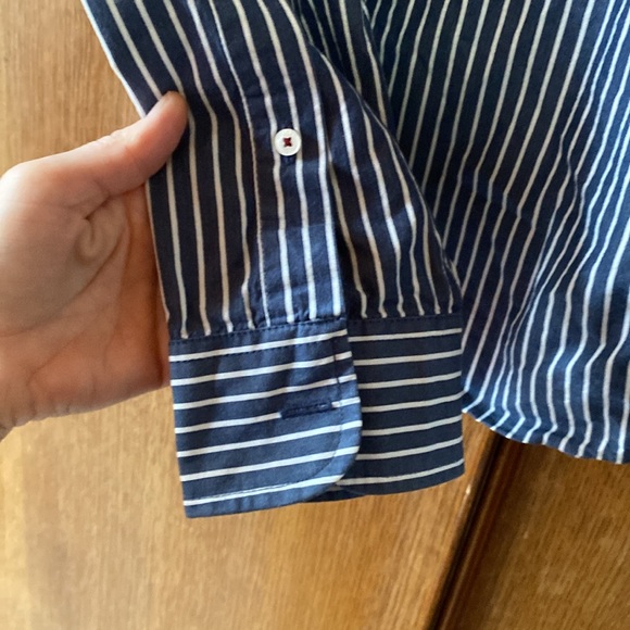 Hollister Men’s Blue Button Down Shirt Size Small - Picture 4 of 4